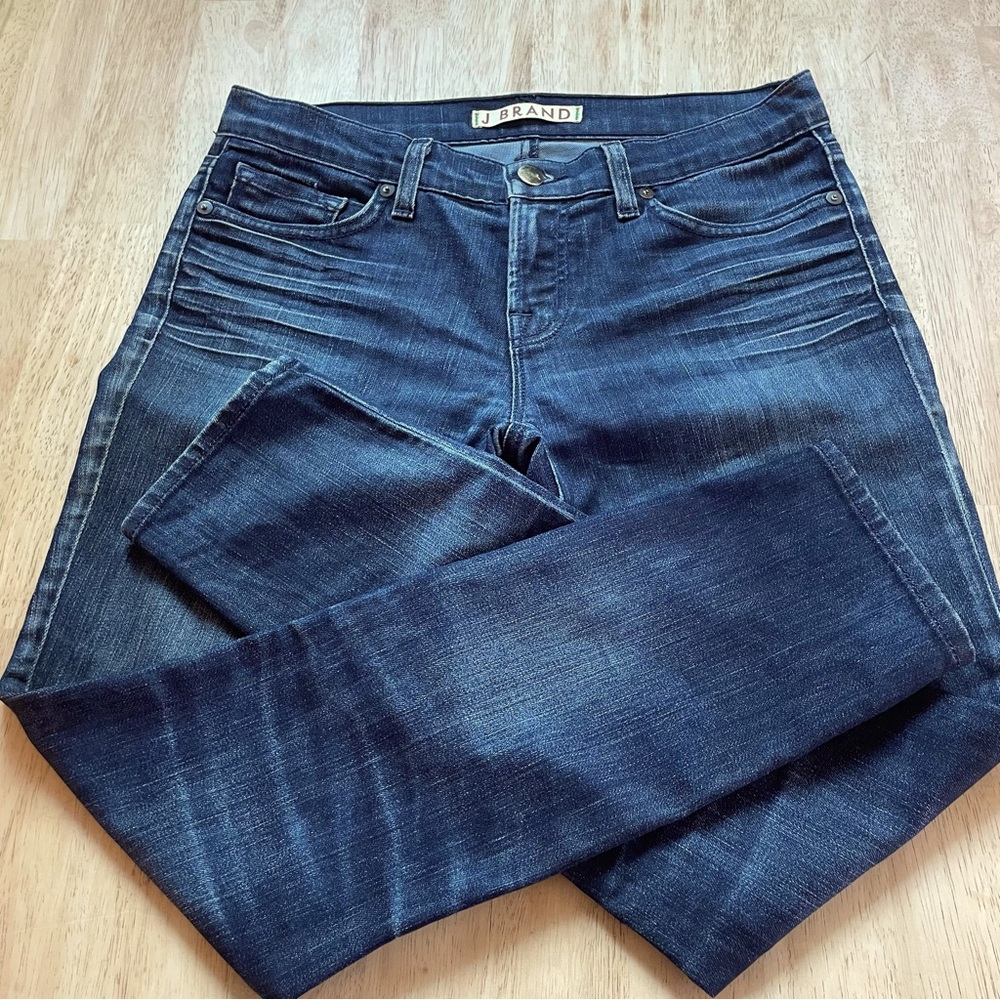 J BRAND Designer Skinny Blue Jeans! Capri! Very good condition! 27